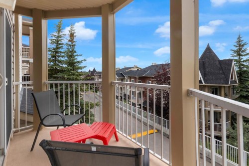 7201-70 Panamount Drive Nw, Calgary, AB - Outdoor With Exterior