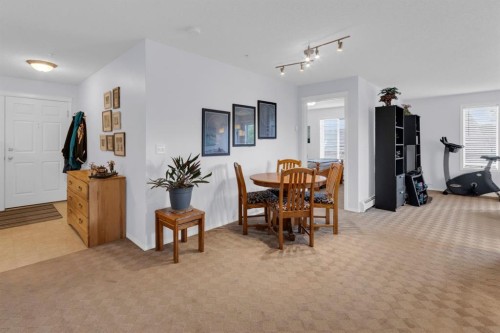 7201-70 Panamount Drive Nw, Calgary, AB - Indoor