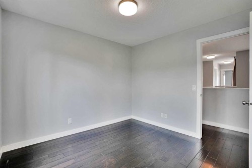 145 Marquis Common Se, Calgary, AB - Indoor Photo Showing Other Room