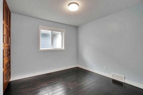 145 Marquis Common Se, Calgary, AB - Indoor Photo Showing Other Room