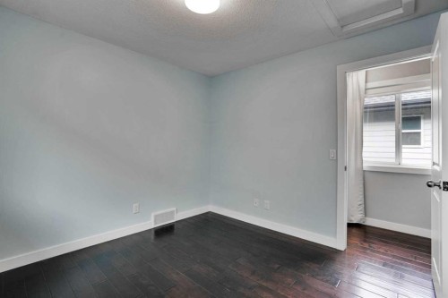 145 Marquis Common Se, Calgary, AB - Indoor Photo Showing Other Room