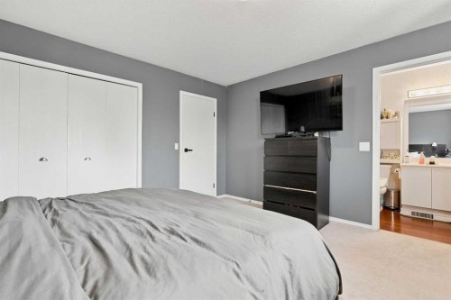 61 Mt Aberdeen Circle Se, Calgary, AB - Indoor Photo Showing Bedroom