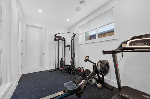 1704 26A Street Sw, Calgary, AB - Indoor Photo Showing Gym Room