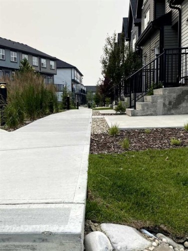 518-75 Evanscrest Common Nw, Calgary, AB - Outdoor
