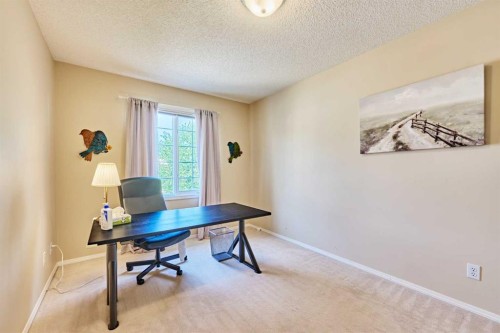 46 Hampstead Manor Nw, Calgary, AB - Indoor Photo Showing Office