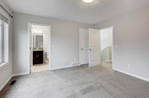 127 Prestwick Villas Se, Calgary, AB - Indoor Photo Showing Other Room