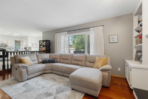 136 Harvest Hills Drive Ne, Calgary, AB - Indoor Photo Showing Living Room
