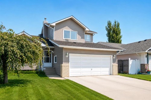 136 Harvest Hills Drive Ne, Calgary, AB - Outdoor With Facade