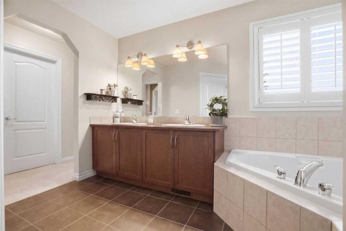 133 Aspen Stone Road Sw, Calgary, AB - Indoor Photo Showing Bathroom