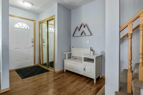 511 Killarney Glen Court Sw, Calgary, AB - Indoor Photo Showing Other Room