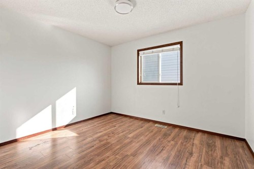 279 Coral Springs Circle Ne, Calgary, AB - Indoor Photo Showing Other Room