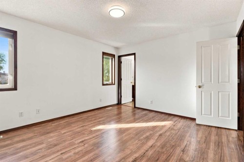 279 Coral Springs Circle Ne, Calgary, AB - Indoor Photo Showing Other Room