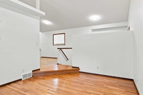 279 Coral Springs Circle Ne, Calgary, AB - Indoor Photo Showing Other Room