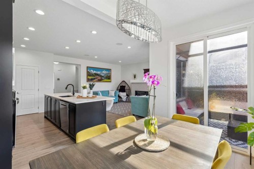 159 Belmont Terrace Sw, Calgary, AB - Indoor Photo Showing Other Room
