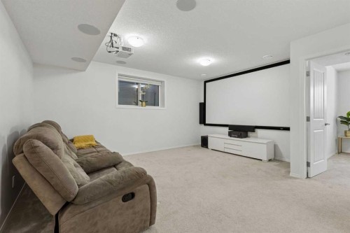 159 Belmont Terrace Sw, Calgary, AB - Indoor Photo Showing Other Room