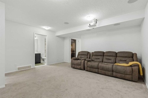 159 Belmont Terrace Sw, Calgary, AB - Indoor