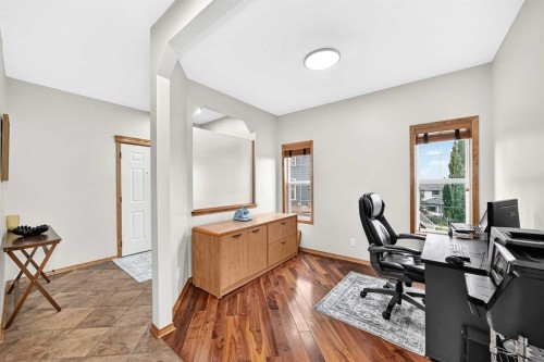 145 Panamount Place Nw, Calgary, AB - Indoor Photo Showing Office