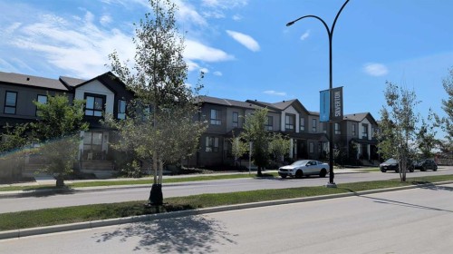 24 Silverton Glen Green Sw, Calgary, AB 