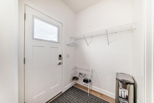109-525 River Heights Drive, Cochrane, AB - Indoor