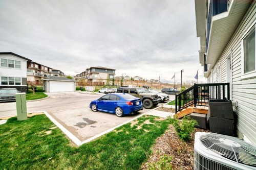 109-525 River Heights Drive, Cochrane, AB - Outdoor