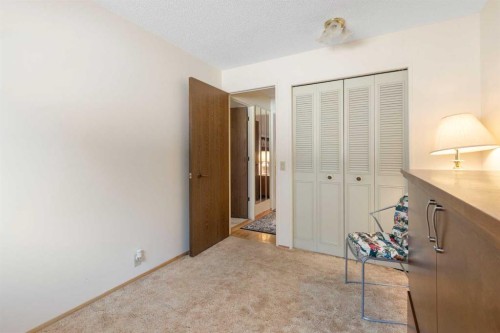 243 Radcliffe Place Se, Calgary, AB - Indoor Photo Showing Other Room
