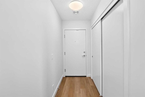 3101-8500 19 Avenue Se, Calgary, AB - Indoor Photo Showing Other Room