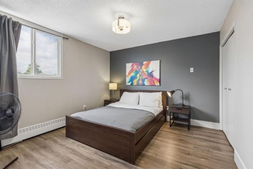 206-505 19 Avenue Sw, Calgary, AB - Indoor Photo Showing Bedroom