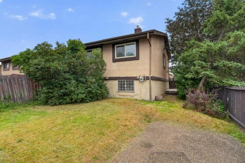 179 Pinecliff Close Ne, Calgary, AB - Outdoor