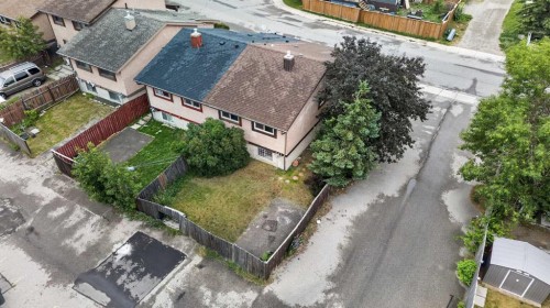 179 Pinecliff Close Ne, Calgary, AB - Outdoor