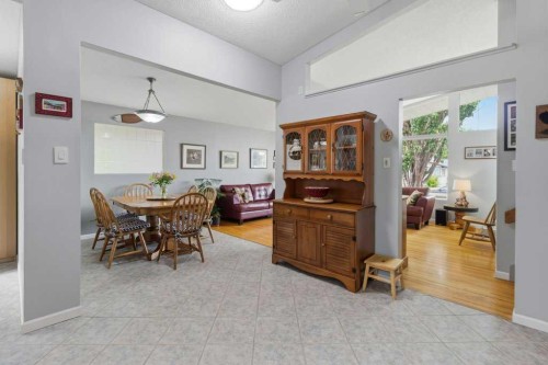 9511 Academy Drive Se, Calgary, AB - Indoor