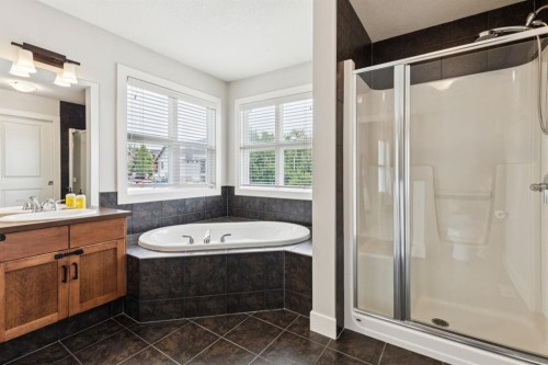 70 Cortina Way Sw, Calgary, AB - Indoor Photo Showing Bathroom