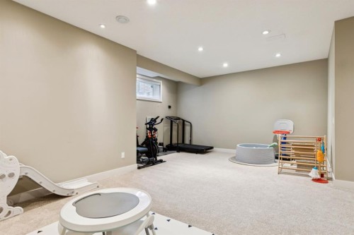 70 Cortina Way Sw, Calgary, AB - Indoor