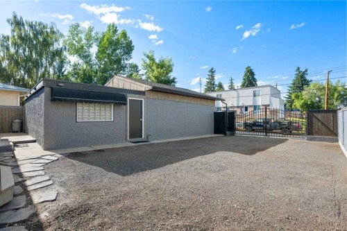 436 Attica Drive Se, Calgary, AB - Outdoor