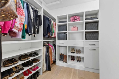 3936 1A Street Sw, Calgary, AB - Indoor With Storage
