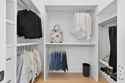 3936 1A Street Sw, Calgary, AB - Indoor With Storage