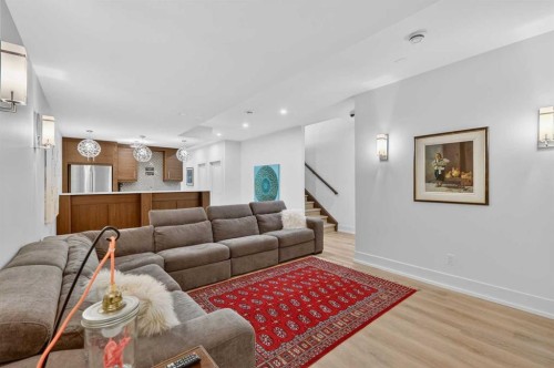 3936 1A Street Sw, Calgary, AB - Indoor Photo Showing Living Room