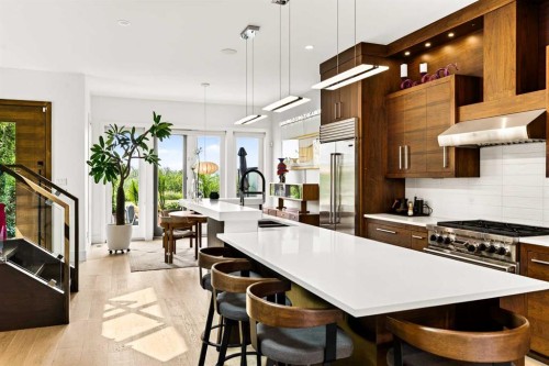 3936 1A Street Sw, Calgary, AB - Indoor Photo Showing Kitchen With Upgraded Kitchen