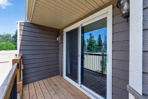 12-14736 Deerfield Drive Se, Calgary, AB - Outdoor With Exterior