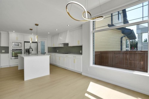 191 Cranwell Crescent Se, Calgary, AB - Indoor Photo Showing Kitchen With Upgraded Kitchen
