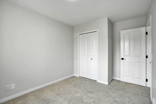 191 Cranwell Crescent Se, Calgary, AB - Indoor Photo Showing Other Room