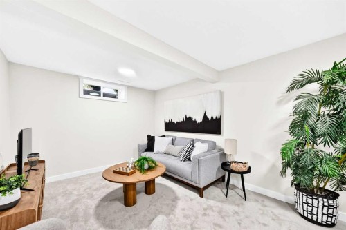 145 Sunvale Crescent Se, Calgary, AB - Indoor
