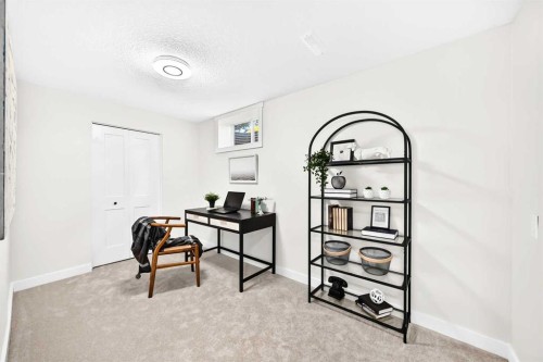 145 Sunvale Crescent Se, Calgary, AB - Indoor