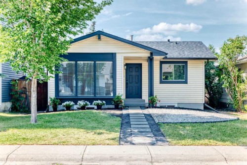 145 Sunvale Crescent Se, Calgary, AB - Outdoor