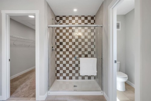 3 Tillotson Downs, Okotoks, AB - Indoor Photo Showing Bathroom
