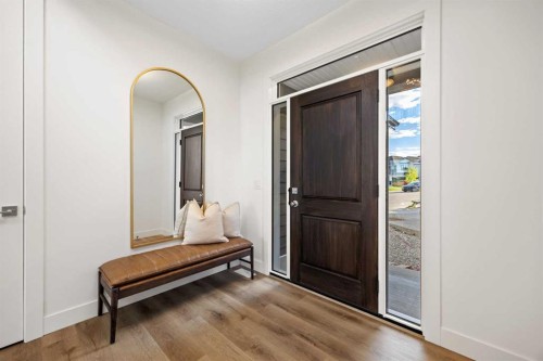 460 Discovery Place Sw, Calgary, AB - Indoor Photo Showing Other Room