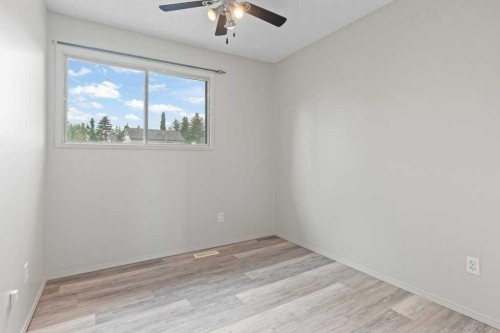 141-7172 Coach Hill Road Sw, Calgary, AB - Indoor Photo Showing Other Room