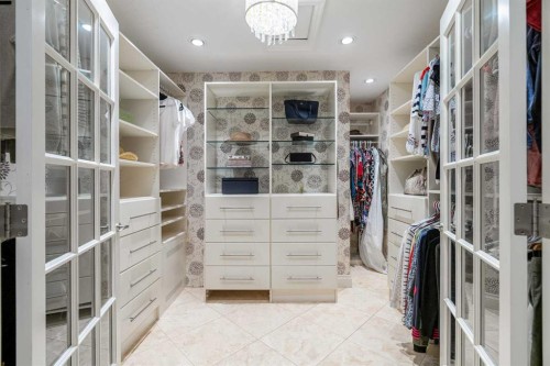 10819 Willowfern Drive Se, Calgary, AB - Indoor With Storage