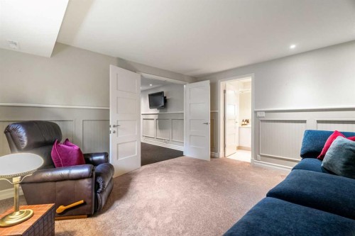 10819 Willowfern Drive Se, Calgary, AB - Indoor