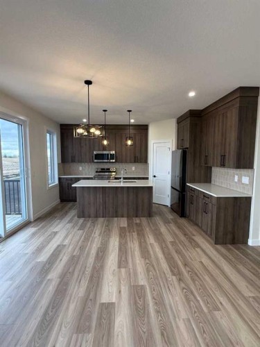 71 Vincent Crescent, Olds, AB - Indoor Photo Showing Kitchen