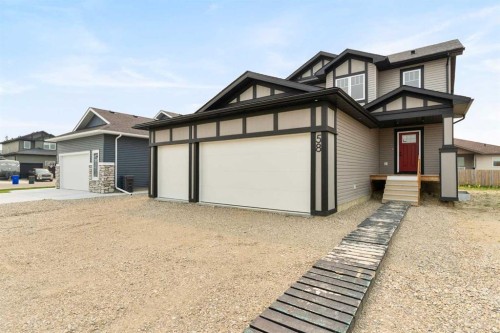 58 Vincent Crescent, Olds, AB - Outdoor